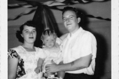 40s-mom-dad-donna